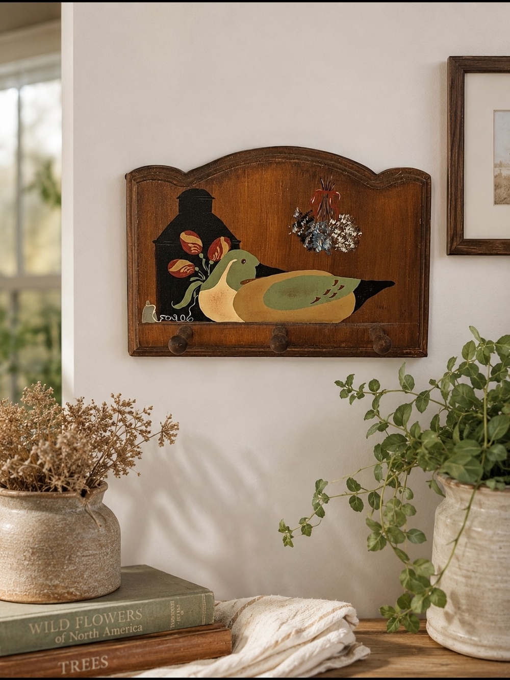 Beautiful vintage hand-painted wooden wall rack Country Goose/Duck